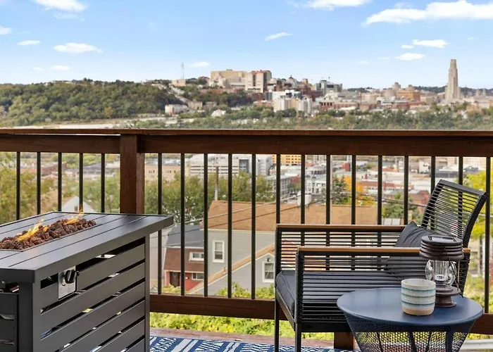 Holiday home Skyline - Outside Decks - Contemporary Pittsburgh