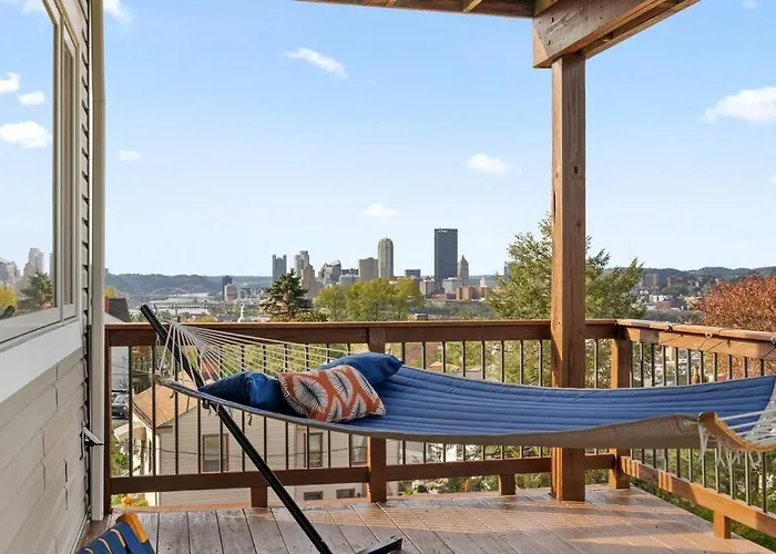 Skyline - Outside Decks - Contemporary * Pittsburgh